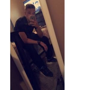 Meet your Posher, Cody